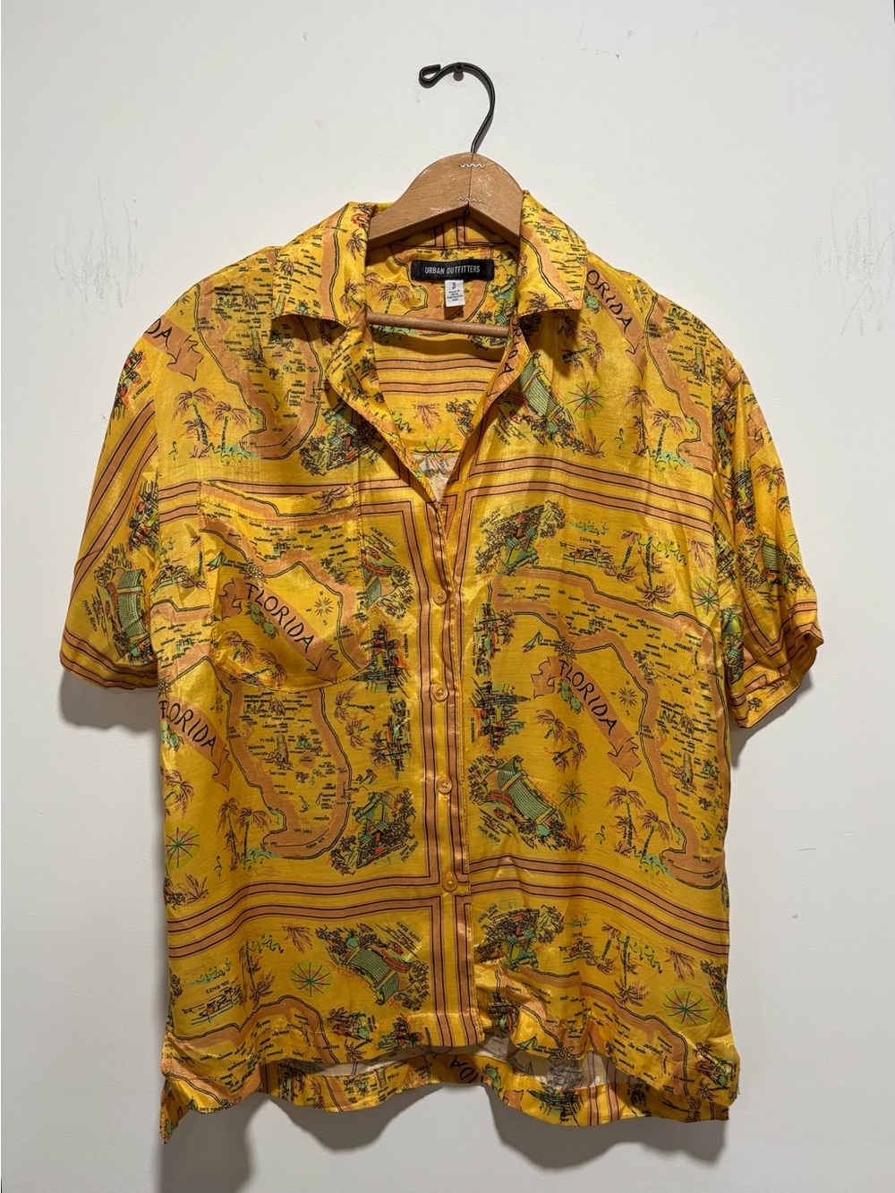 Urban Outfitters Yellow Florida Map Print Short-Sleeve Button-Up Shirt